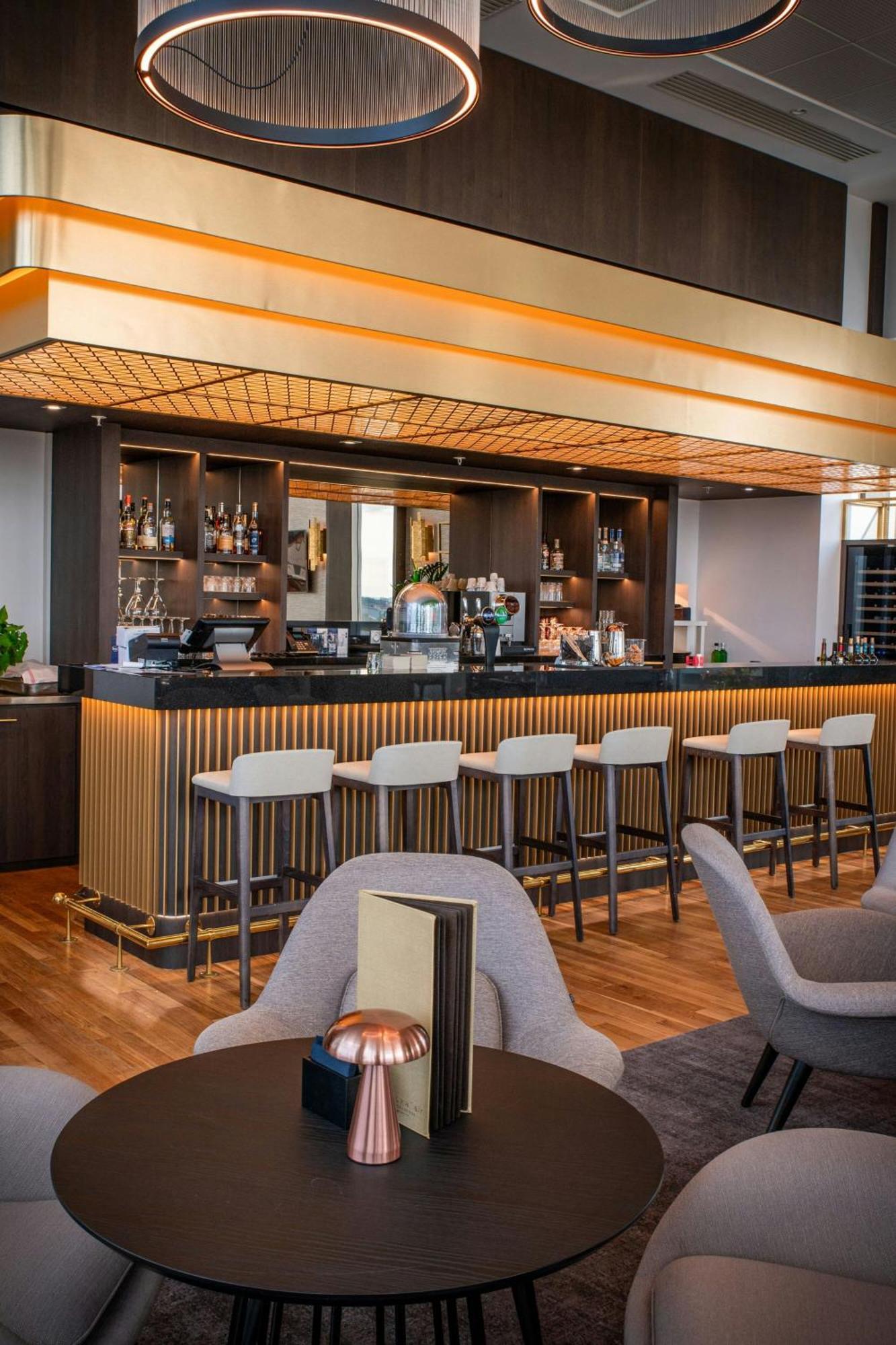 Ac Hotel By Marriott Paris Le Bourget Airport Dugny Экстерьер фото